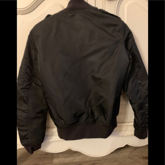 Woman’s AritziaTalula Whitby Bombet Jacket - Picture 2 of 4